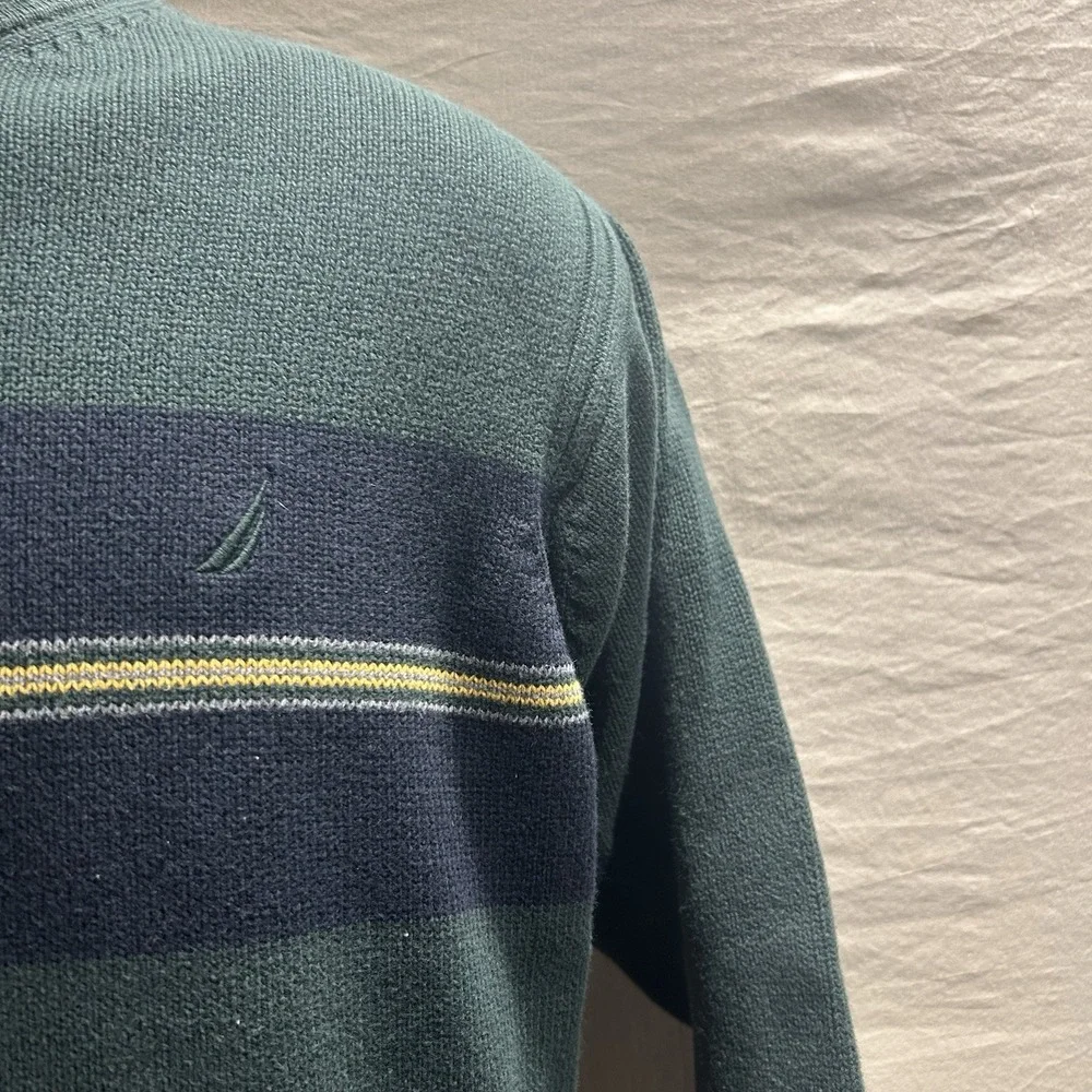 Nautica Men Medium Green Striped Crewneck Sweater Cotton J-Class Preppy Pullover